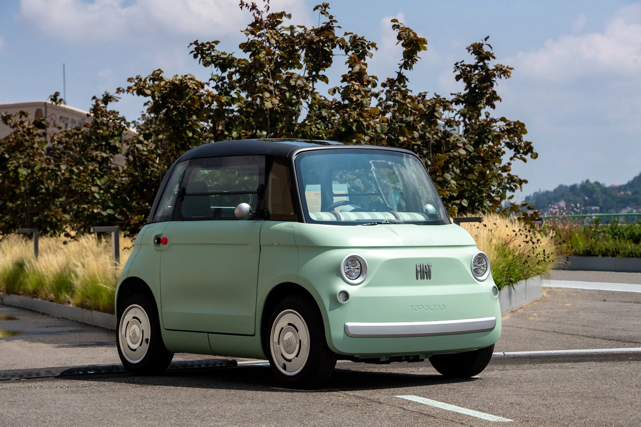 Come Lavare la Tua Fiat Topolino e Farla Brillare Come Nuova!